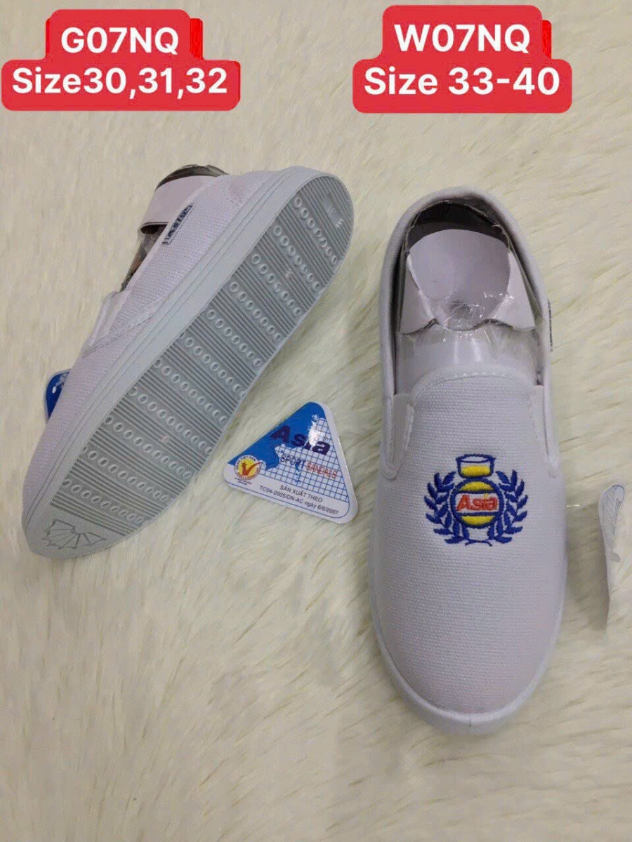 Giày xỏ nữ trắng